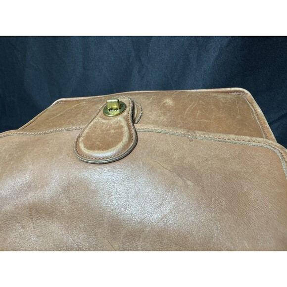 Vintage Coach 9927 Willis Leather Bag British Tan Brass Hardwear  - No Handles - Picture 7 of 13